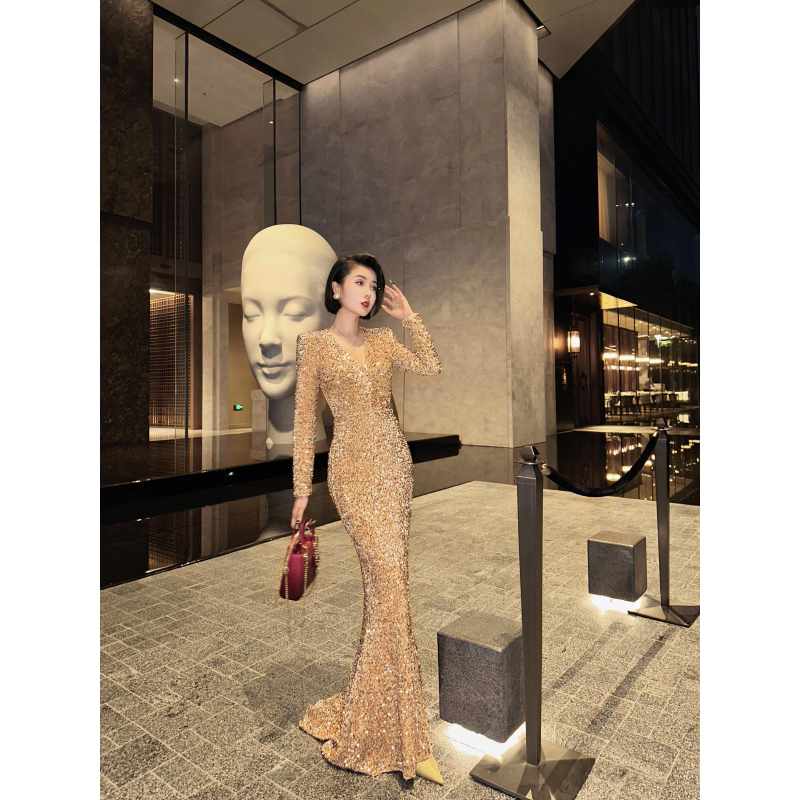 XULU原创丝绒亮片高闪设计包臀鱼尾裙气质优雅复古V领长袖连衣裙