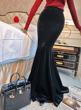 XULU原创欧洲进口黑色丝绒复古气质优雅修身显瘦中高腰鱼尾半身裙