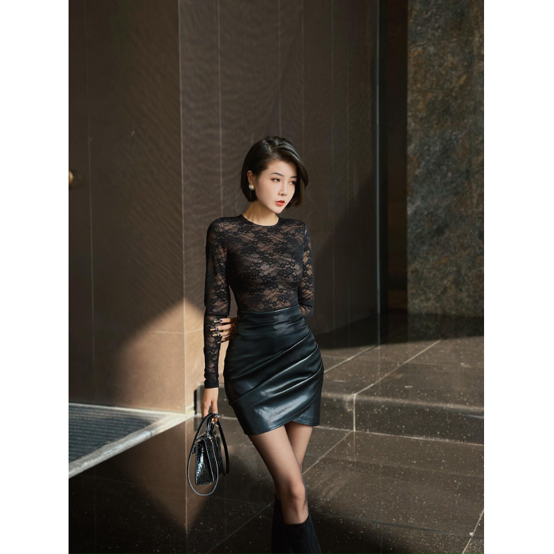 XULU原创黑色蕾丝百搭优雅高阶性感微透打底衫圆领长袖修身短上衣