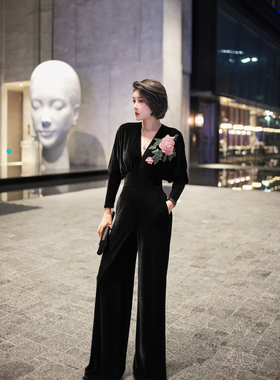 XULU原创纯色丝绒深V性感纯手工订珠法式高级感长袖高腰连体裤