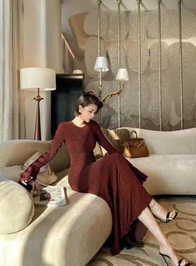 XULU原创进口醋酸提花斜纹肌理坑条针织包臀裙气质喇叭袖连衣裙