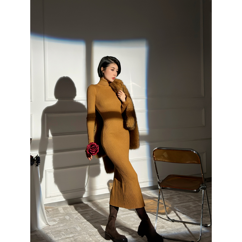 XULU原创针织时尚气质长袖高领连衣裙轻奢环保毛百搭短外套