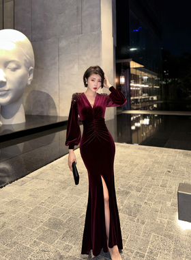 XULU原创轻奢紫红丝绒包臀鱼尾裙手工订珠灯笼袖V领开叉连衣裙