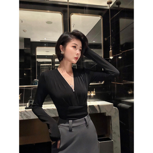 长袖 褶皱修身 连体上衣 黑色弹力针织性感V领打底衫 XULU原创秋季