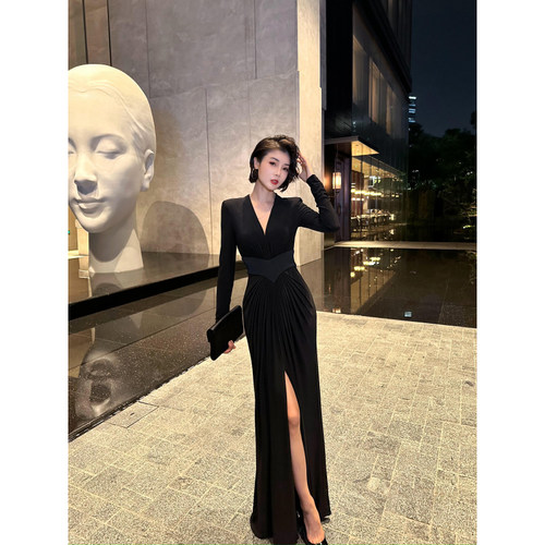 XULU原创秋冬纯色水晶麻拼醋酸礼服裙气质褶皱修身开叉V领连衣裙