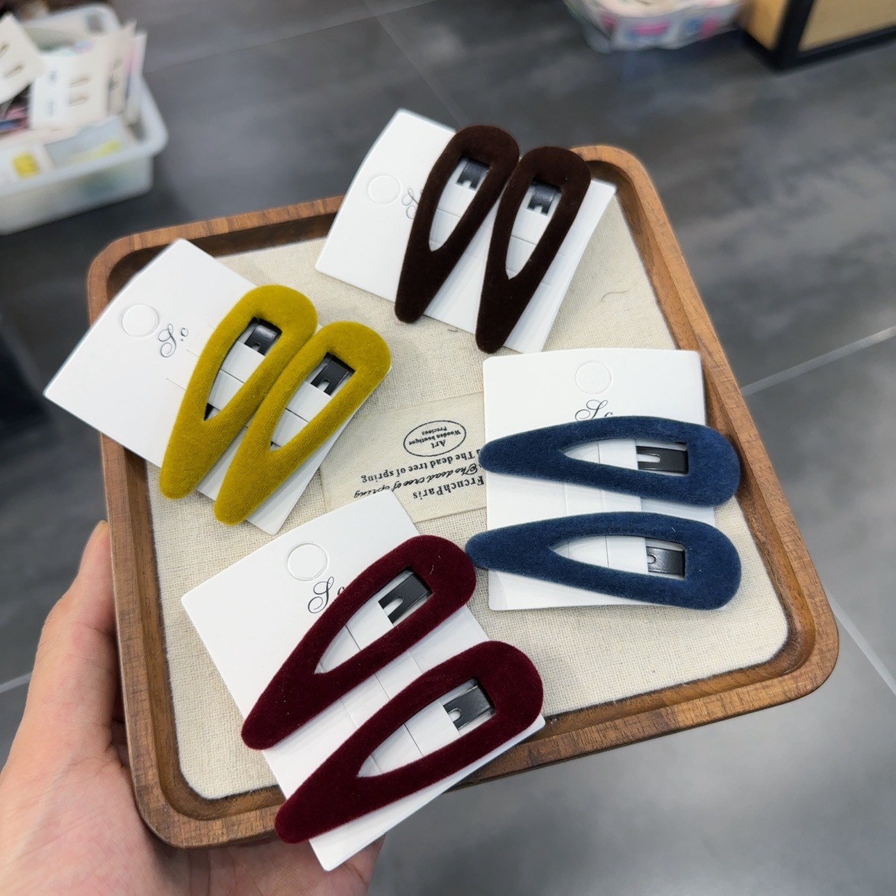 韩国东大门同款丝绒水滴发夹早秋新款高级感刘海夹侧边夹发卡头饰