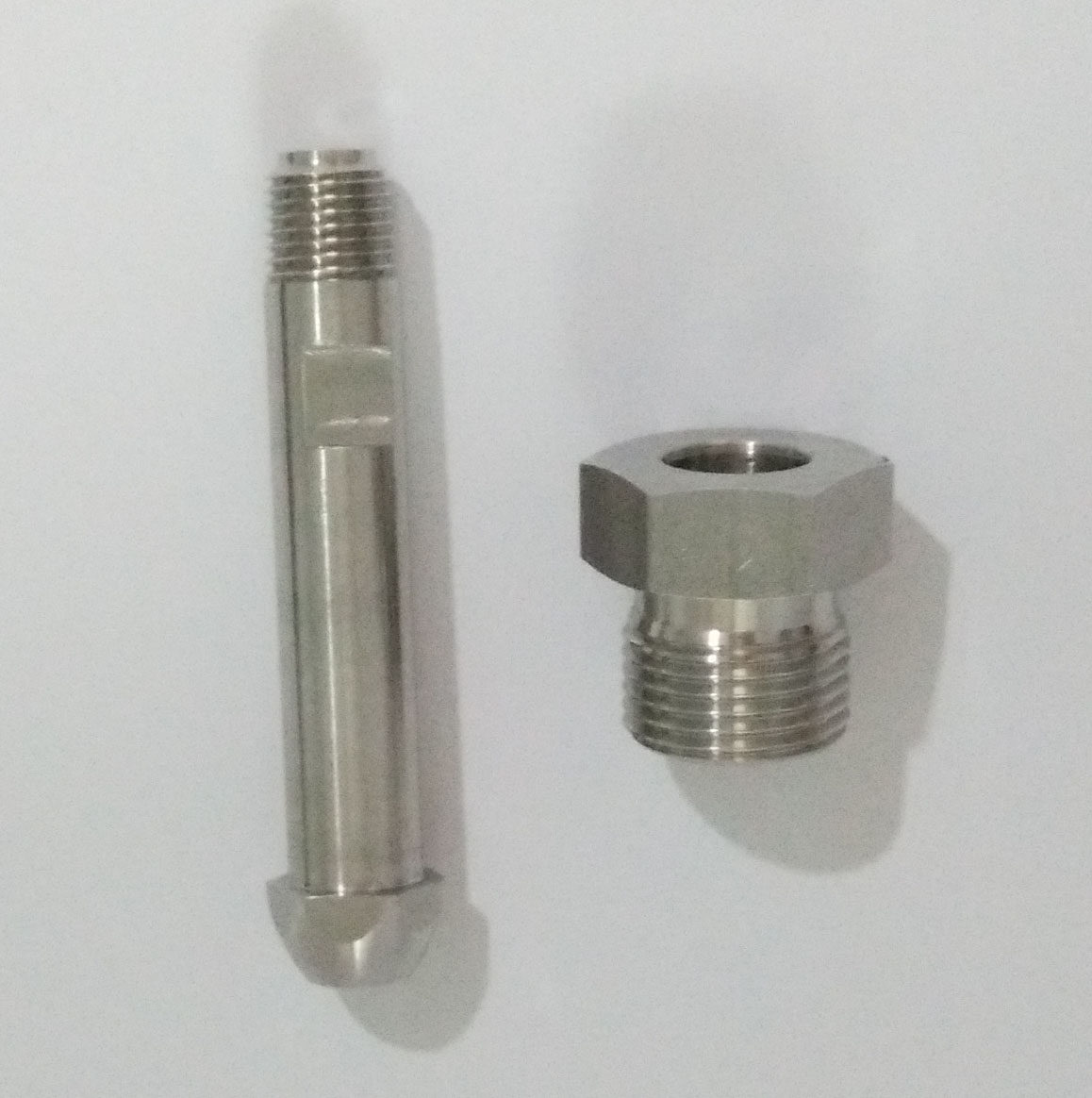 CGA580钢瓶接头林德CGA590