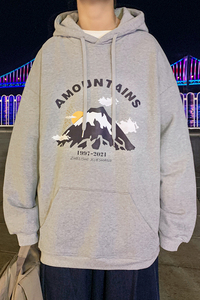 Y108 P32 港风外景 连帽套头宽松卫衣雪山印花情侣卫衣图片