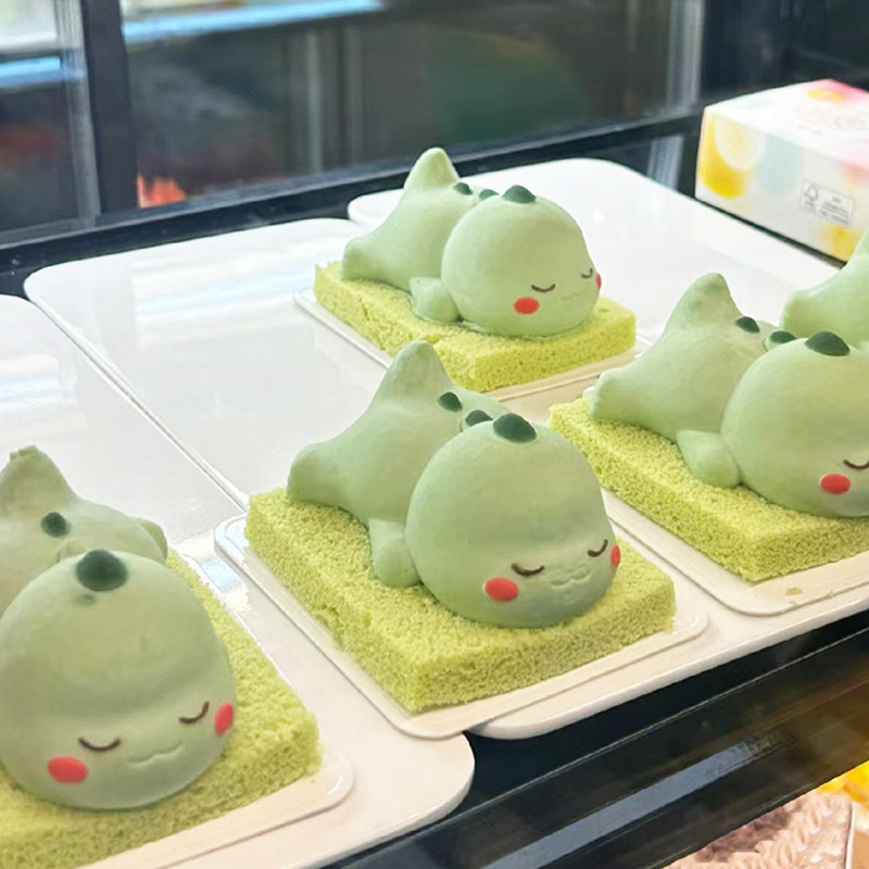 龙年可爱小恐龙慕斯蛋糕自制甜品创意烘焙手工DIY食品级硅胶模具