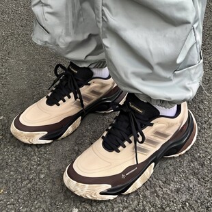 阿迪达斯男鞋冬季新款户外耐磨厚底缓震拒水运动CLIMAPROOF跑步鞋