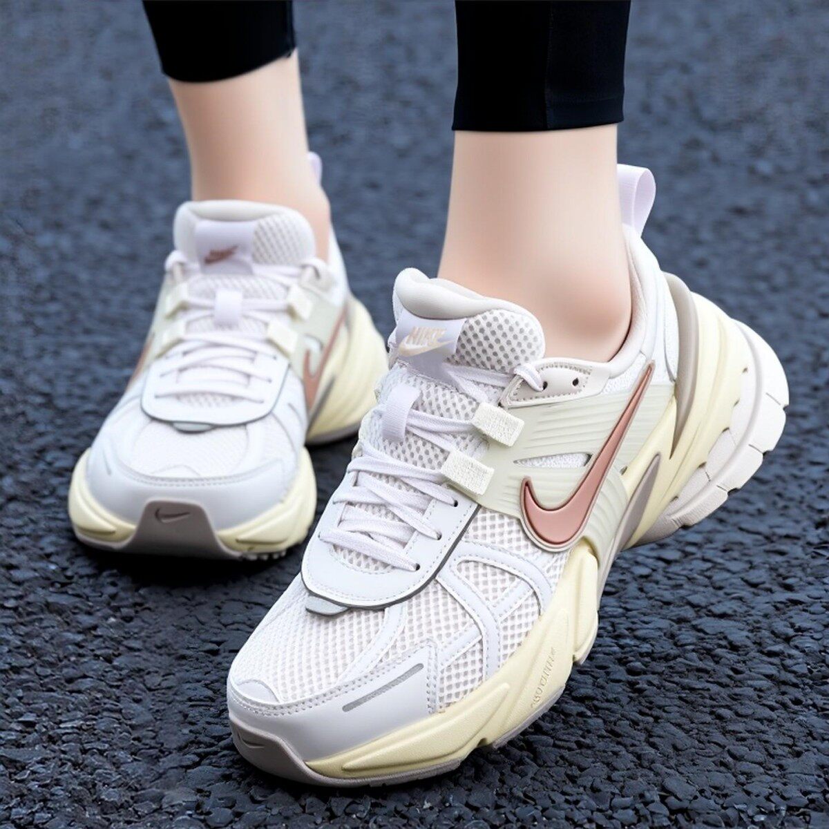 正品耐克鞋子NIKE V2K RUN女鞋春季正品运动鞋轻便休闲鞋透气网鞋