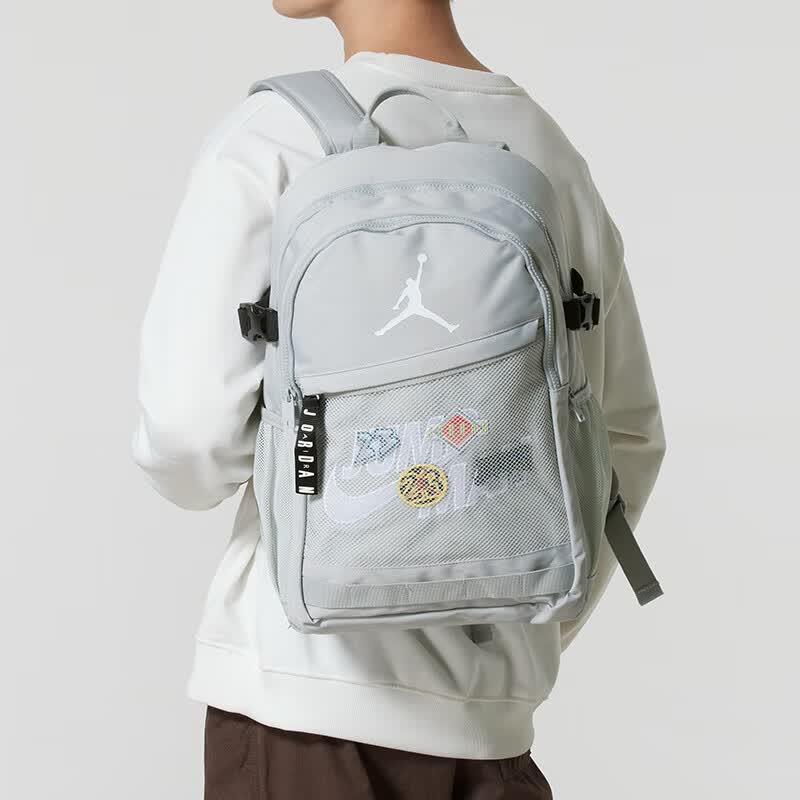 NIKE耐克正品男女学生大容量时尚旅行休闲潮流运动双肩包