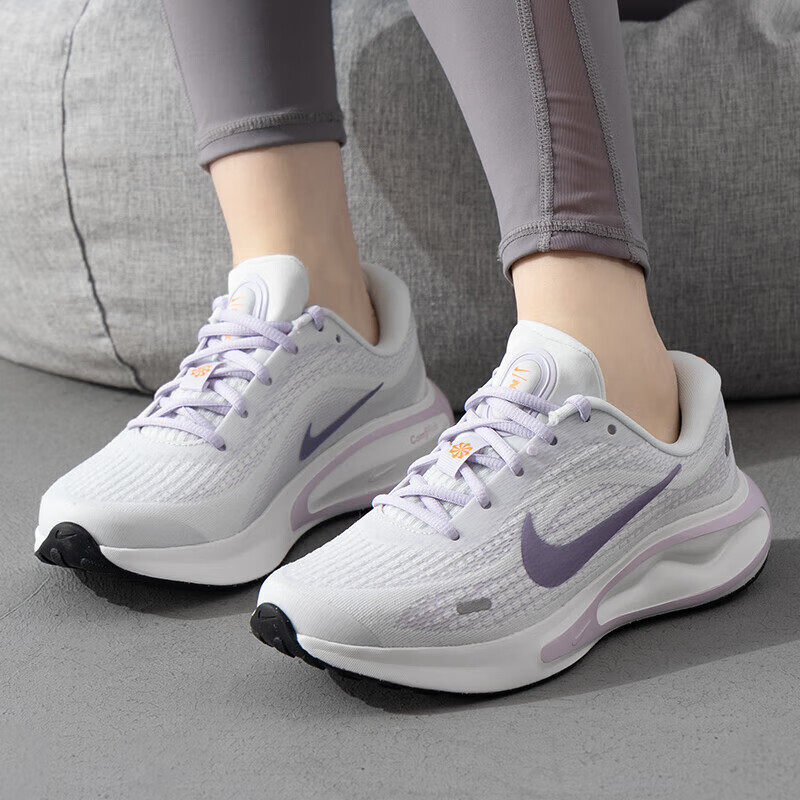 Nike耐克运动鞋女健身低帮网面透气轻便休闲鞋跑步鞋子女 FJ7765