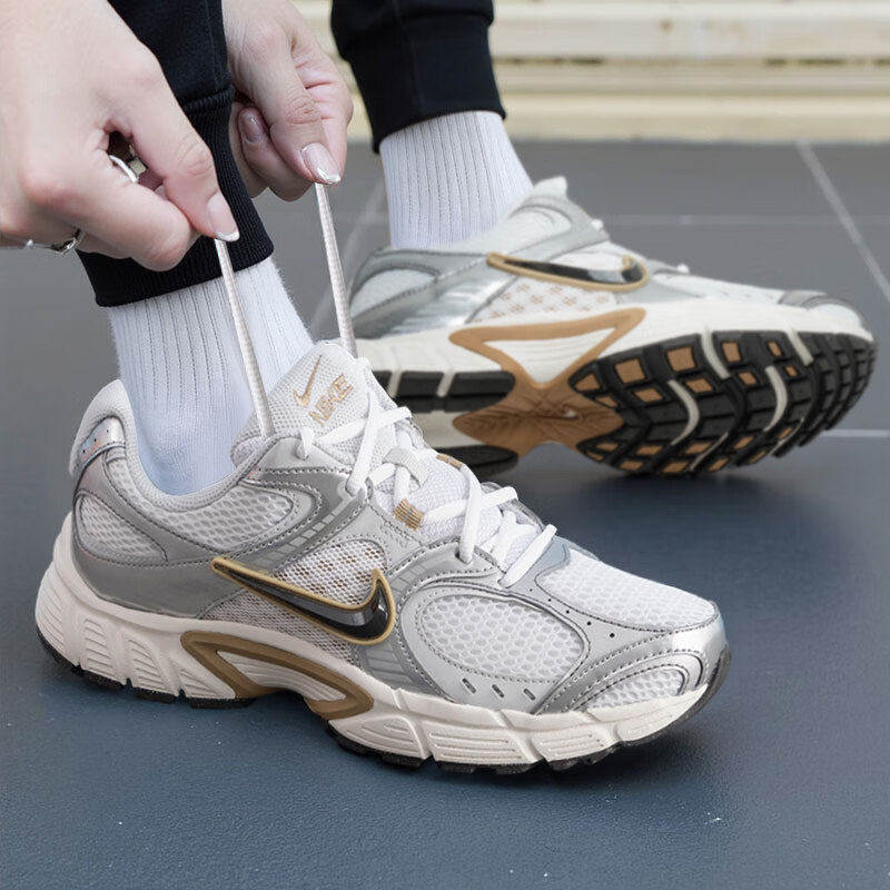 NIKE耐克男鞋正品运动鞋软弹透气网面鞋训练鞋休闲鞋跑步鞋子男士