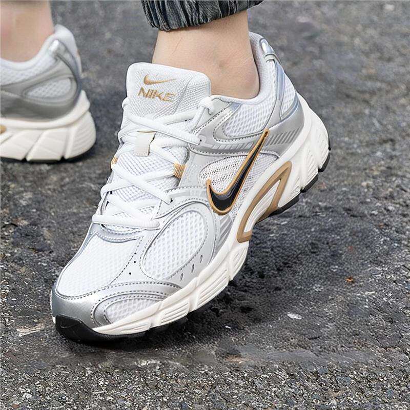 耐克鞋子春季正品运动鞋NIKE V5 RNR男鞋缓震老爹鞋跑鞋健身网鞋