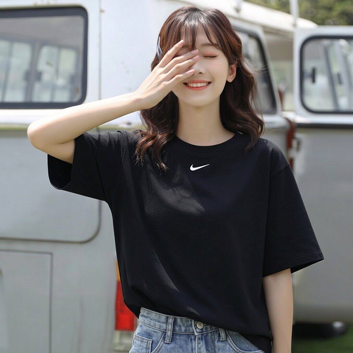 Nike耐克宽松大码女装薄