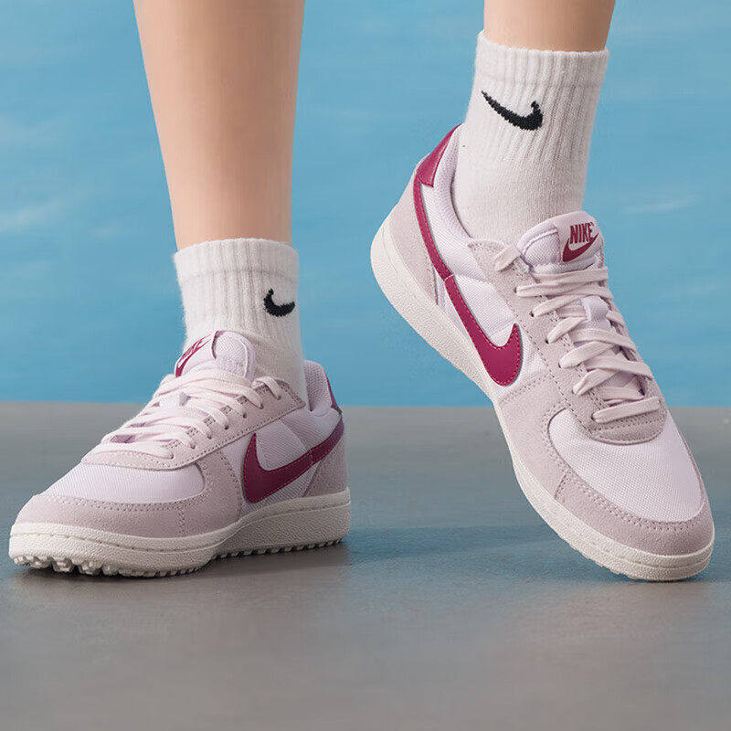 NIKE耐克女鞋粉色休闲鞋秋冬季正品运动鞋低帮翻毛皮鞋面休闲鞋