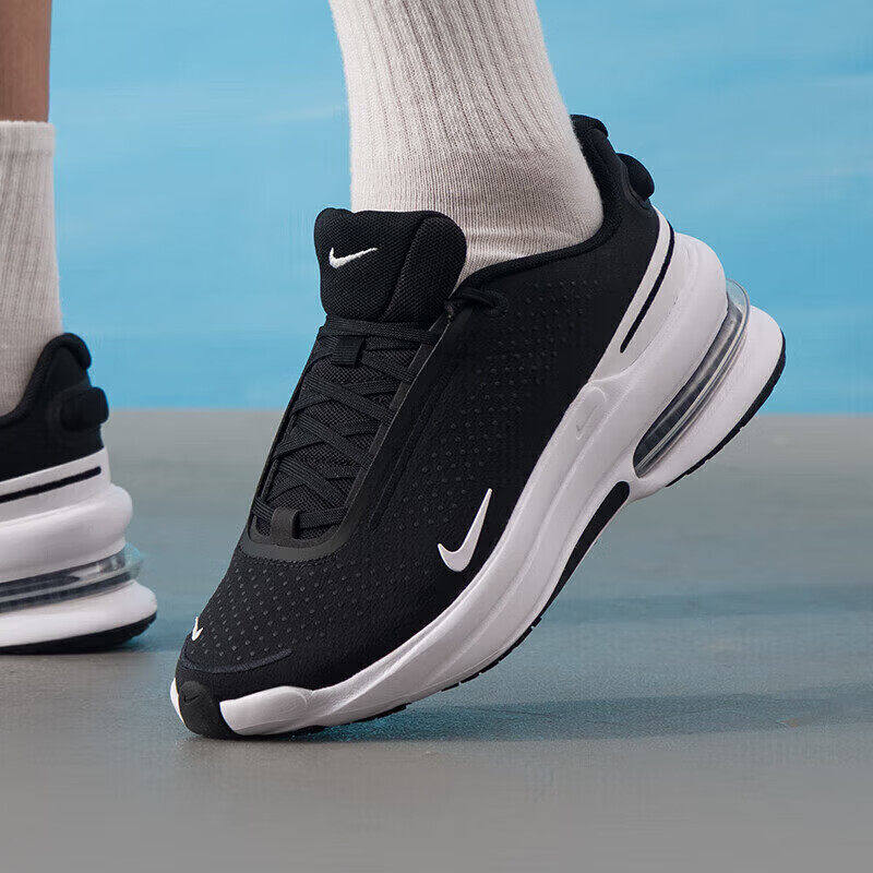 耐克男鞋Air Zoom Upturn SC全黑Nike气垫运动鞋复古跑步鞋IB2746