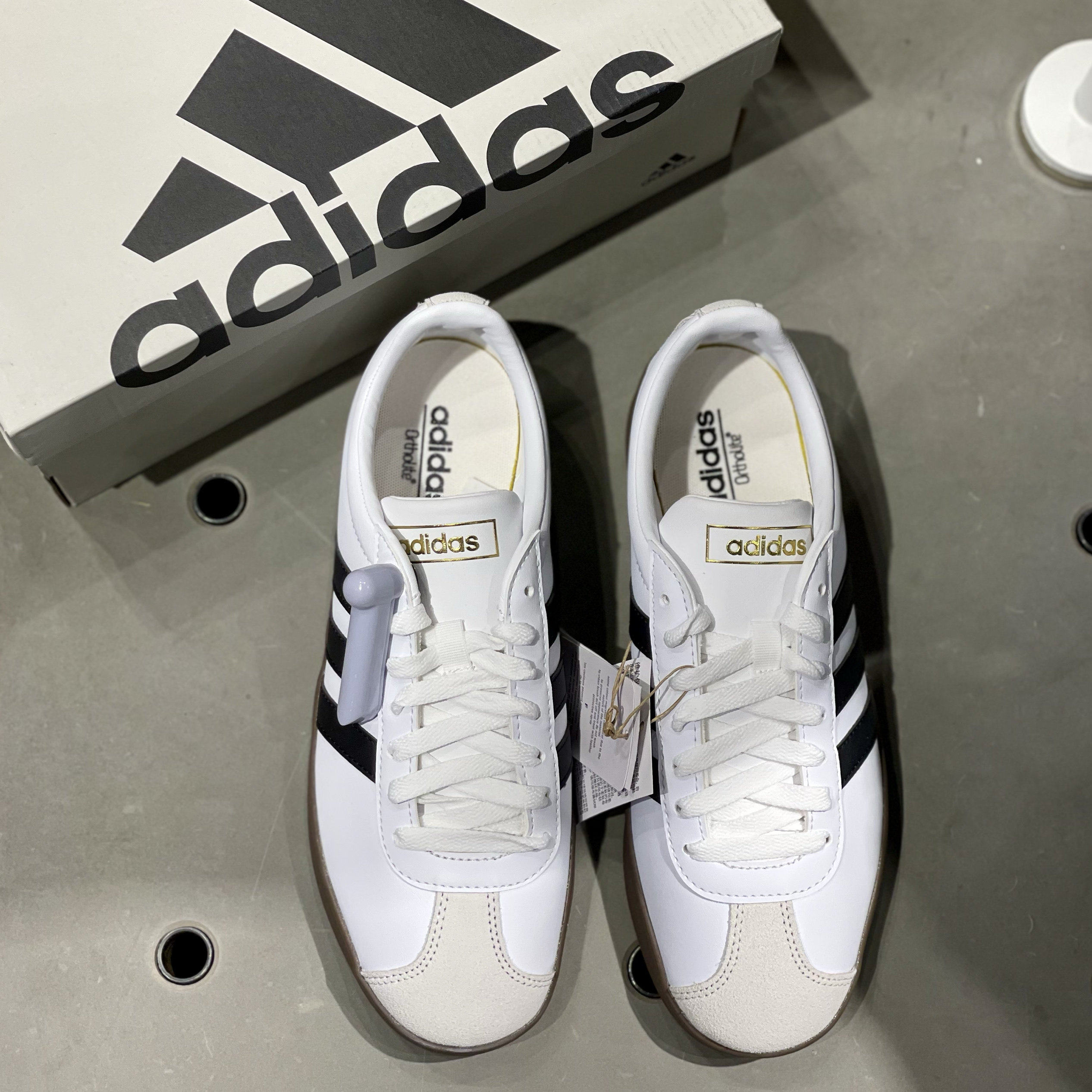 Adidas男女鞋夏季新款低帮复古美式T头鞋情侣休闲小白鞋男板鞋