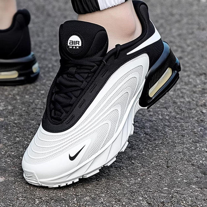 Nike耐克气垫鞋厚底老爹鞋黑白配色男鞋跑步户外休闲鞋轻便运动鞋