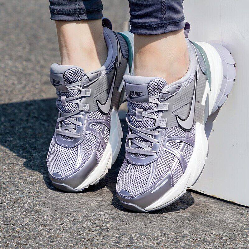 正品耐克鞋子NIKE V2K RUN运动鞋正品年正品女鞋网面跑步鞋旅游鞋