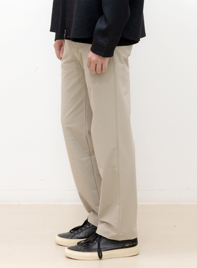 弹力尼龙防泼水城市通勤直筒休闲裤 斐德 轻屋