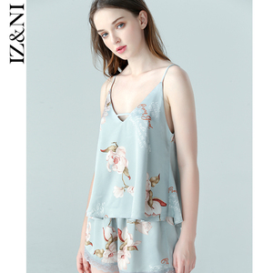 IIZZINI 2023家居服女夏吊带薄款冰丝中国风白玉兰花短裤睡衣套装
