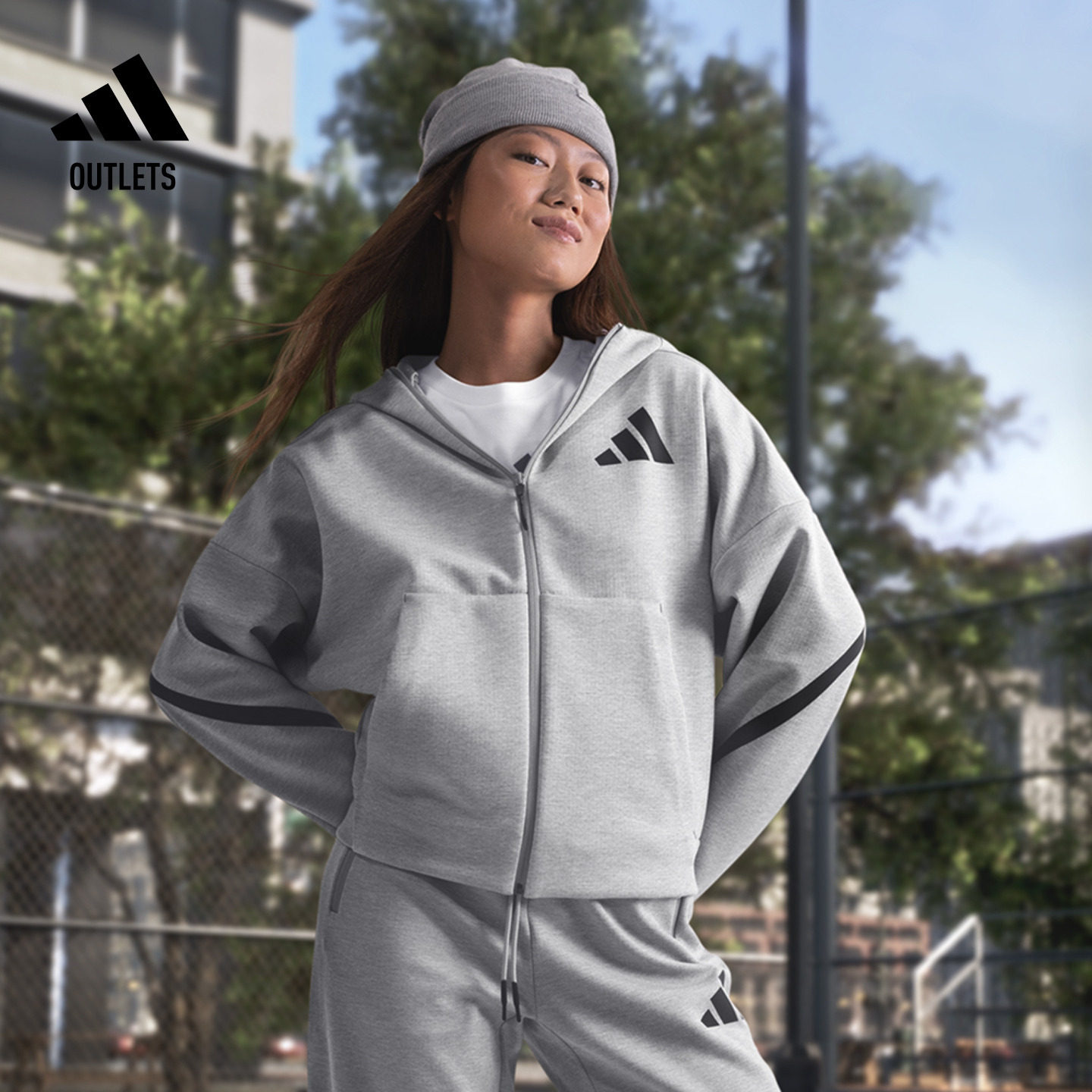 ADIDAS ZNE系列黑标制服亲肤柔软宽松连帽外套女装阿迪达斯轻运动