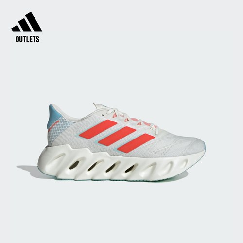 洞能跑鞋阿迪达斯跑步鞋