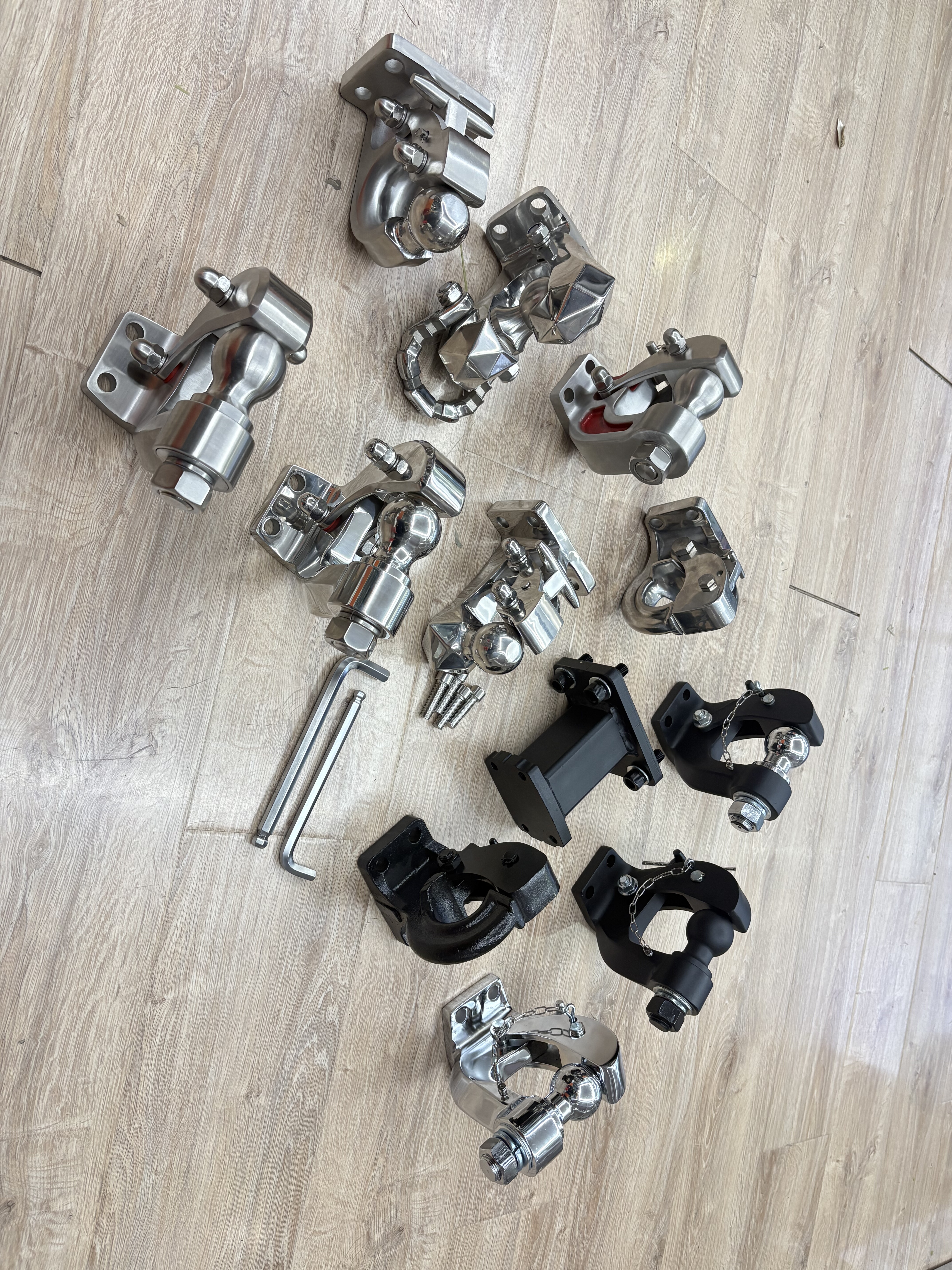 26款坦克400hi4z/t拖车钩越野改装专用脱车勾不锈钢顶胎器配件