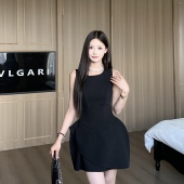 赫本风黑色吊带连衣裙女夏修身 3MER哦哦三妹 法式 显瘦花苞短裙子