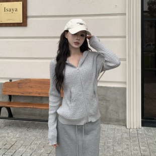 3MER哦哦三妹慵懒风连帽麻花针织开衫女春秋韩系宽松显瘦毛衣外套