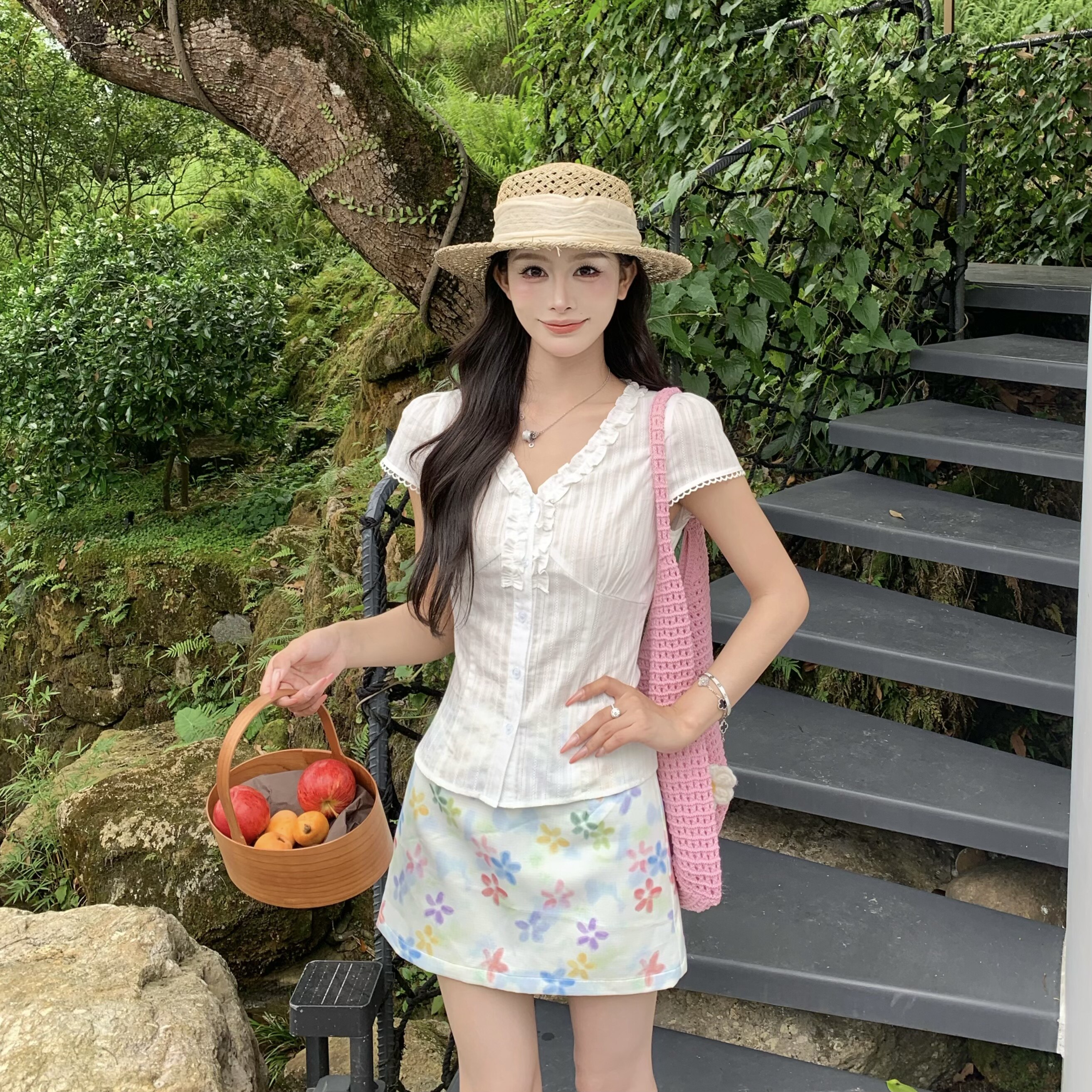 3MER哦哦三妹 韩系白色荷叶边V领短袖衬衫女夏季收腰显瘦正肩上衣