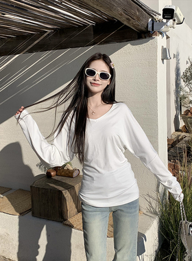 3MER哦哦三妹韩系慵懒感V领显瘦长袖T恤女2026春秋新款打底衫上衣