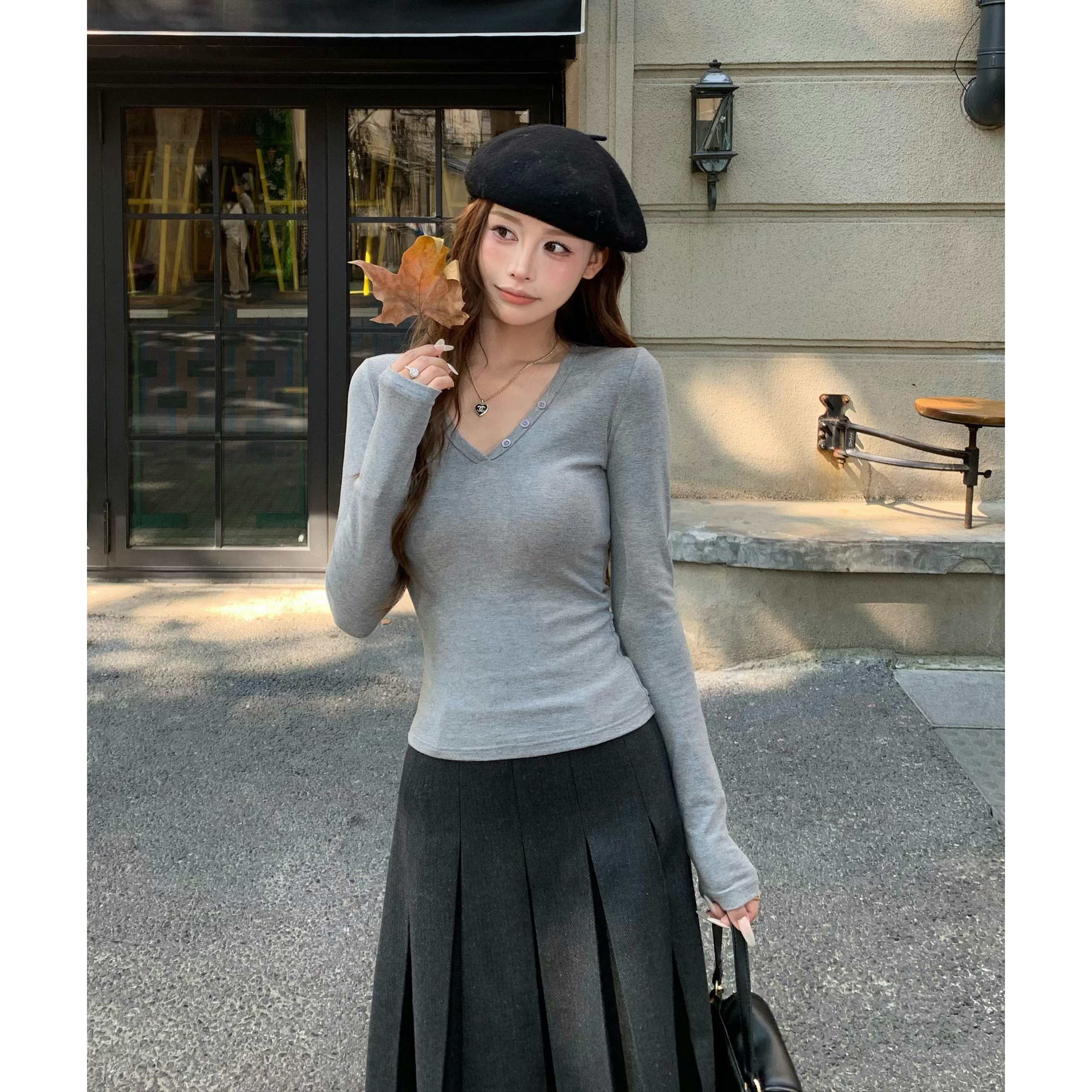 3MER哦哦三妹 灰色V领长袖T恤女修身显瘦内搭打底衫正肩收腰上衣