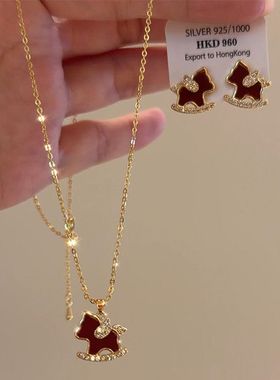 马上有钱~新中式红色微镶小马吊坠项链精致小众马年本命年锁骨链