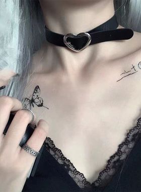 爱心黑色颈环朋克暗黑项圈脖颈饰品纯欲风辣妹项链choker皮质