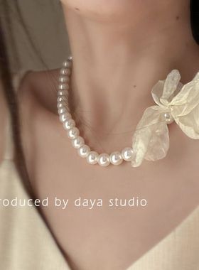度假风 氛围感法式复古珍珠雪纺花朵项链 高级感设计仙气质锁骨链