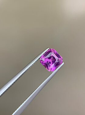 1.06克拉天然无烧紫蓝宝石 薰衣草色干净玻璃体vb评级 吉尔德证书
