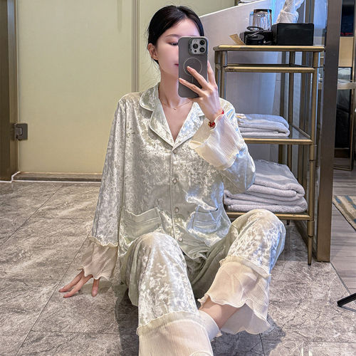 金丝绒宫廷风花边时尚轻奢睡衣女