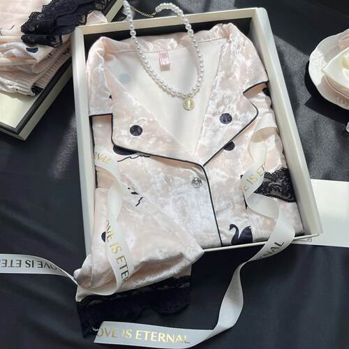 金丝绒性感蕾丝边黑天鹅印花睡衣