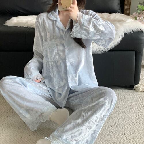 金丝绒浅蓝色蕾丝花边休闲睡衣女