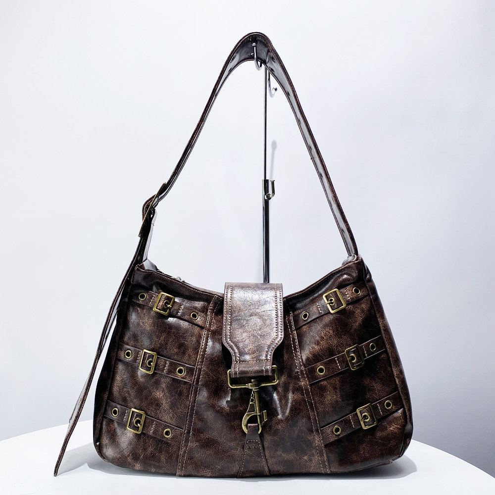 欧美复古邮差机车包2024新款个性皮带装饰宽肩带辣妹街包单肩斜挎