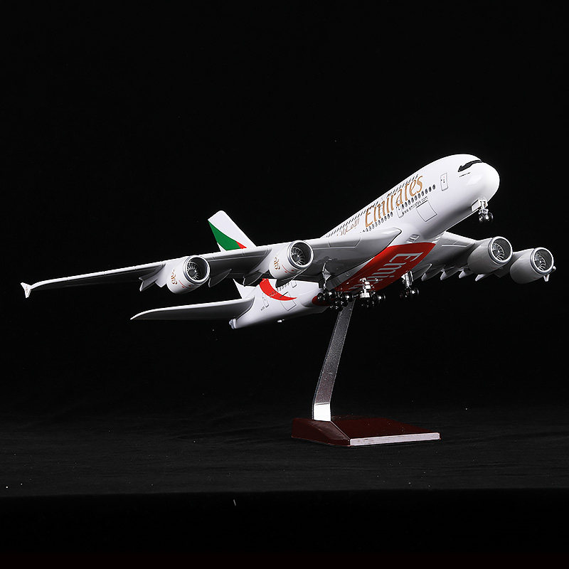 阿联酋航空A380仿真飞机模型