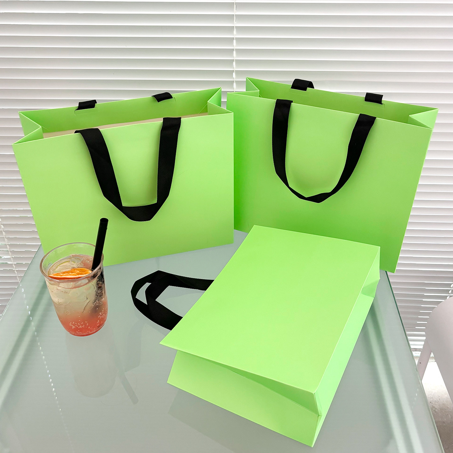 夏季清新绿色手提礼品纸袋定制