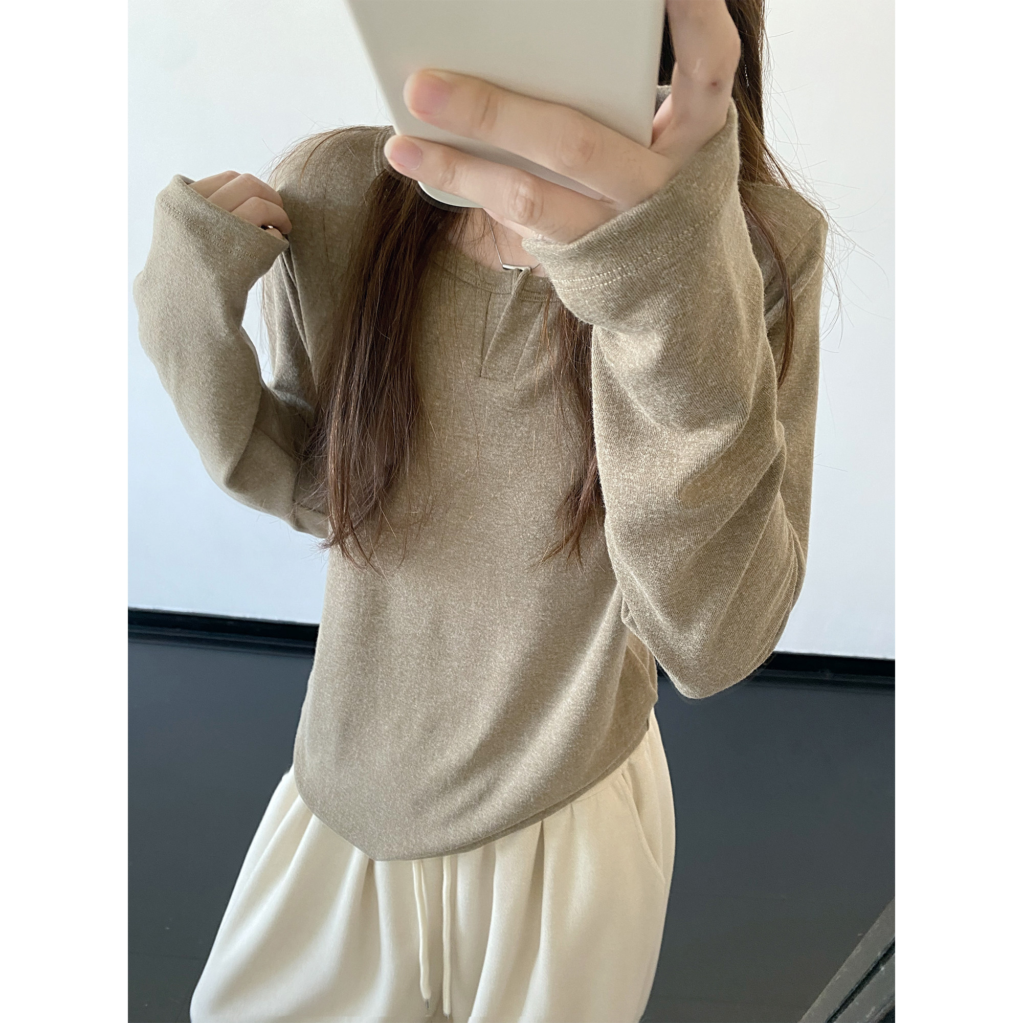 sun柚 燕麦乳&亨利领显瘦内搭打底衫女秋冬高克重加厚修身小上衣