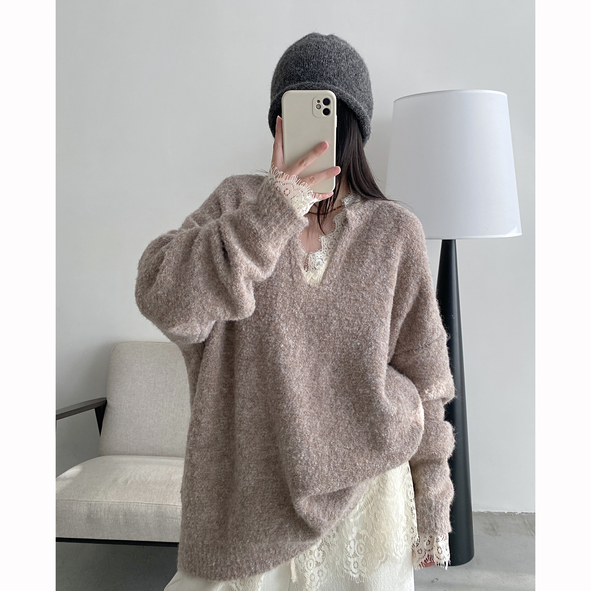 大码微胖小V领简约宽松套头毛衣