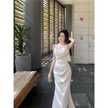 小黑挂礼服绸缎吊带白色面连衣裙高级鱼尾裙子感中长脖夏季女夏