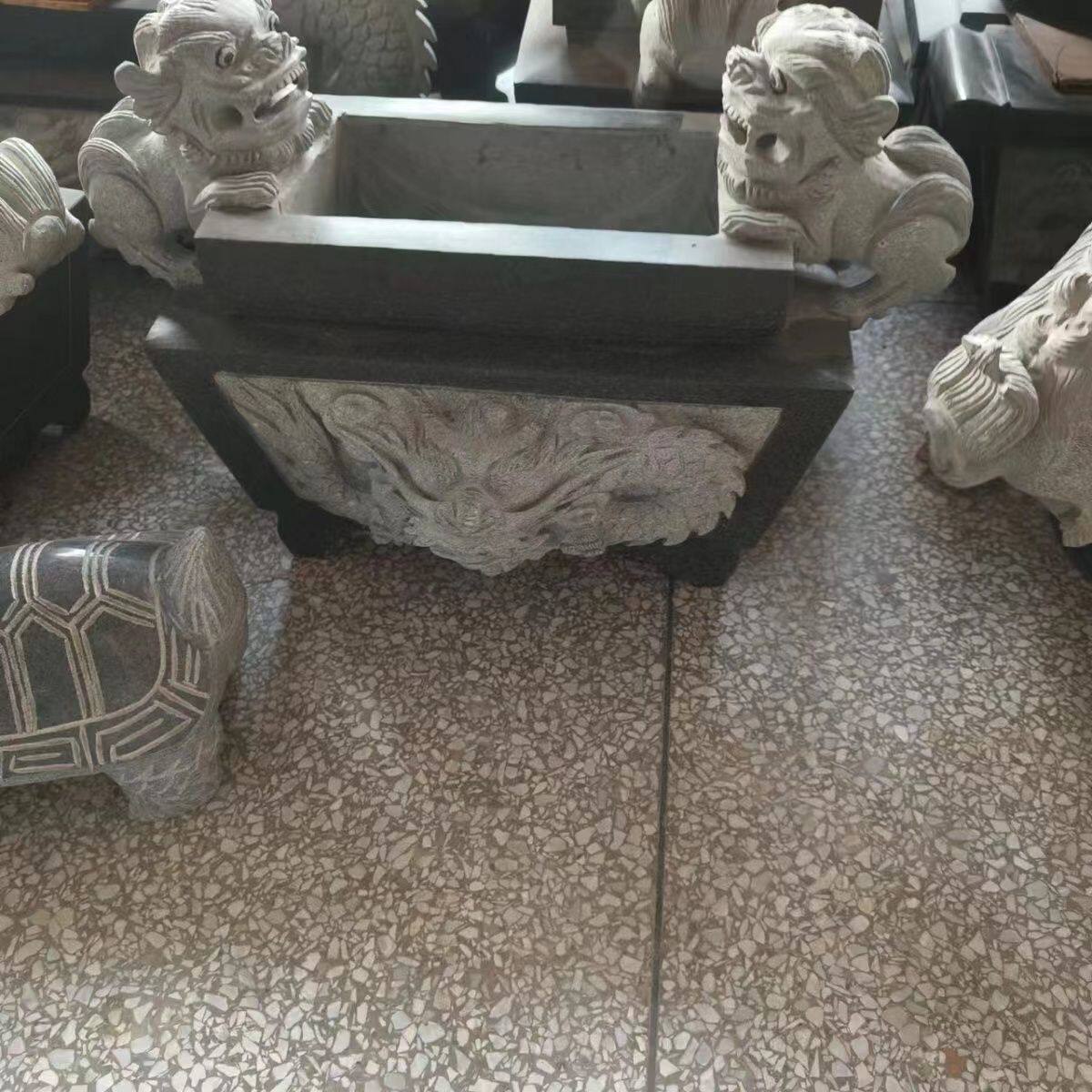 天然青石香炉龙狮呈祥一体石炉吉祥祠堂寺庙传统仿古惠安石雕石鼎