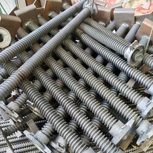 支撑建筑工地空心丝杠钢管调节上托下厂家心底实心木工专用顶托